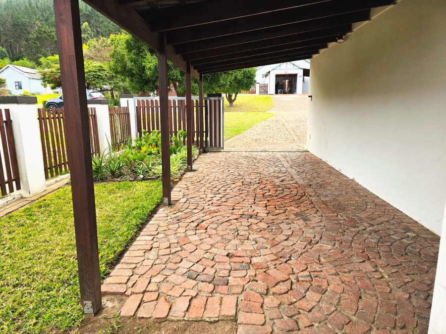 2 Bedroom Property for Sale in Sedgefield Central Western Cape